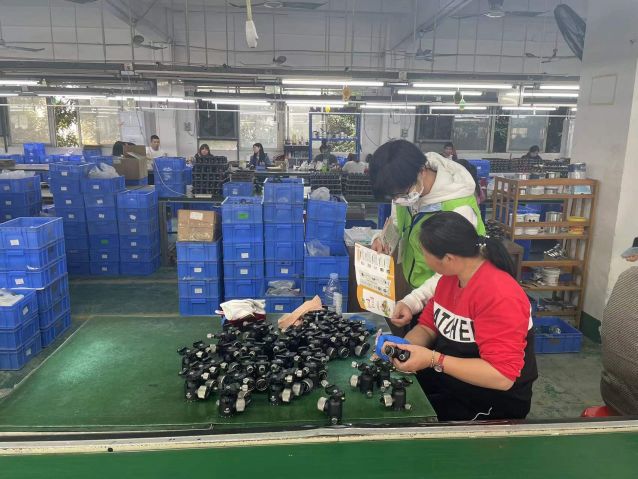 三鄉(xiāng)鎮(zhèn)開展“加強(qiáng)禁毒宣傳， 共創(chuàng)無毒企業(yè)”活動(dòng)照片3.jpg