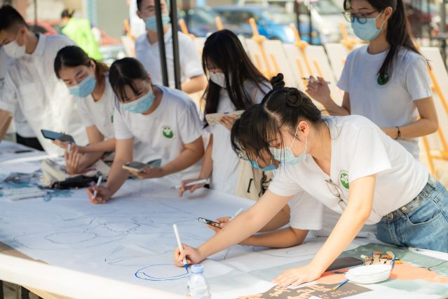 “繪繽紛色彩，守?zé)o毒家園”主題手繪活動.jpg