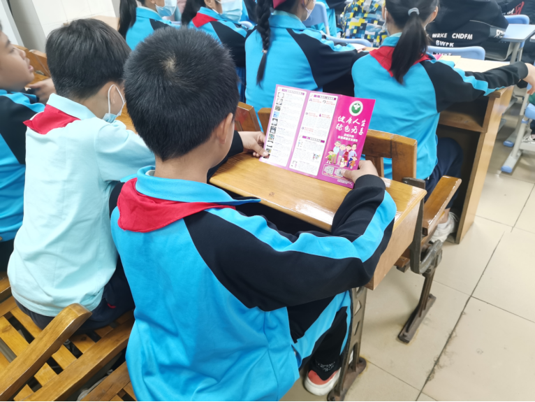 阜沙鎮(zhèn)禁毒信息〔2023〕第29期--“開學(xué)第一課 禁毒齊參與”阜沙鎮(zhèn)禁毒辦開展校園宣講活動(dòng)（202